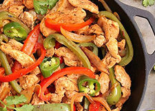 Stay Full After Lunch With These Heart-Healthy Spicy Chicken Fajitas